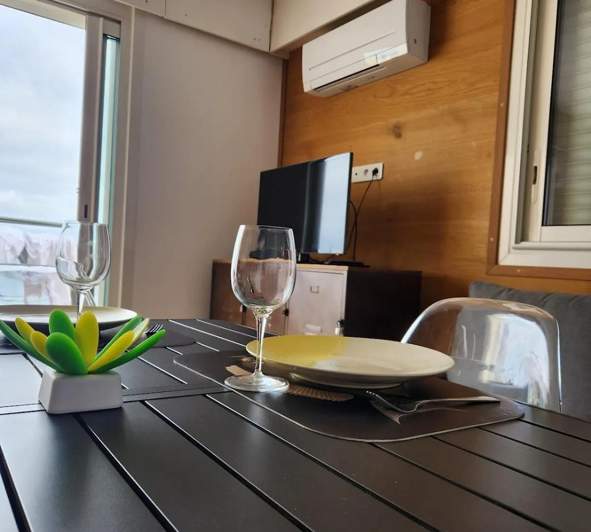 Tres Bel Appartement Cap Esterel Saint-Raphael  Apartment Saint-Raphael (Var)